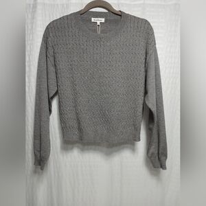 Ladies Heartloom Crewneck Cable Knit Sweater. NWT size L